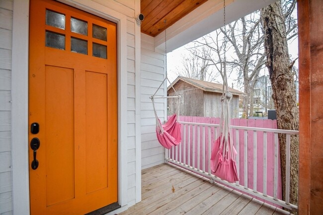 Building Photo - 1504 Evelyn St