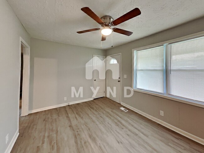 Building Photo - 4501 Anderson Livsey Ln