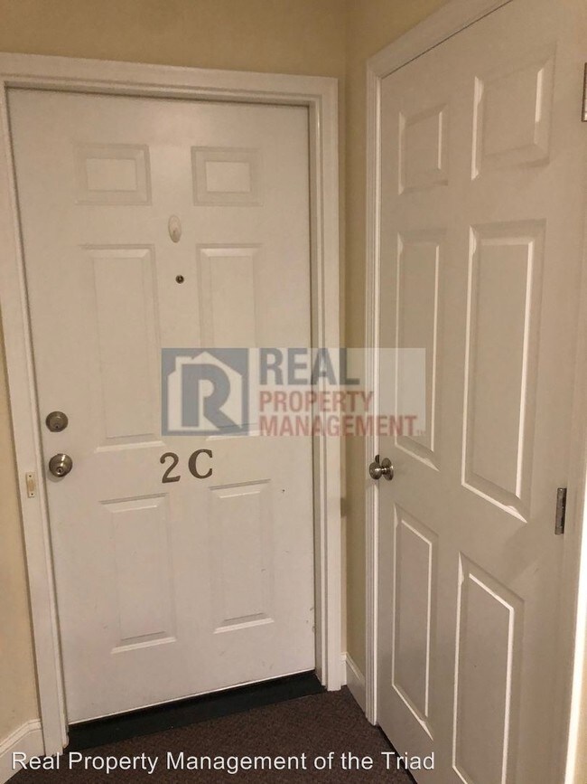 Building Photo - 4722 Tatton Park Cir
