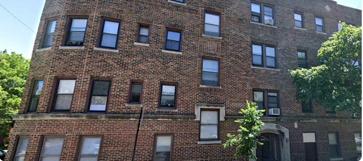 Primary Photo - 7620 N Sheridan Rd