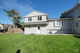 Building Photo - 6260 Camsell Cres