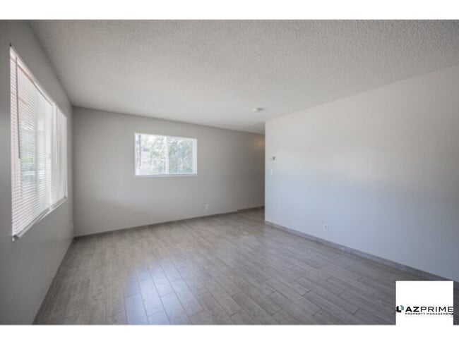 Building Photo - Discover this Beautifully updated 2/1 Apar...