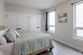 2BR, 1BA - 1,035F - 1st Bedroom - 124-130 Ellis Ave