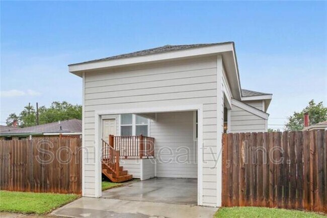 Building Photo - 4409 Jeanne Marie Pl