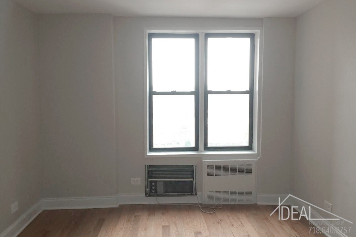Primary Photo - Large Jr4 Apartment in Canarsie