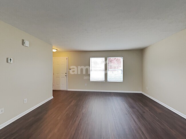 Foto del edificio - 10444 Bellchime Ct