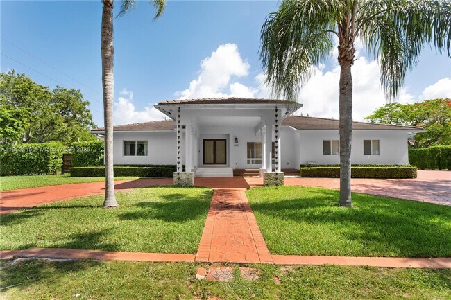 Building Photo - 8145 SW 132nd St