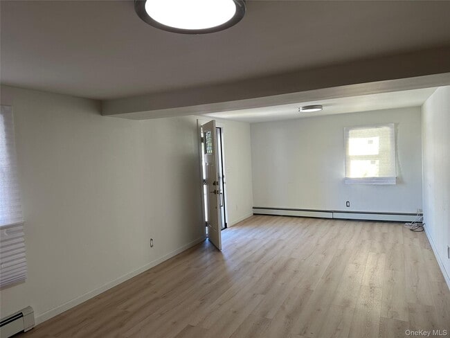 Building Photo - 124 Verona Pkwy