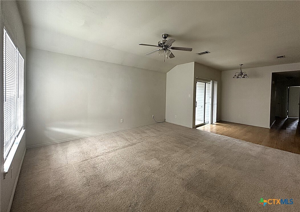 Foto del edificio - 4807 Auburn Dr