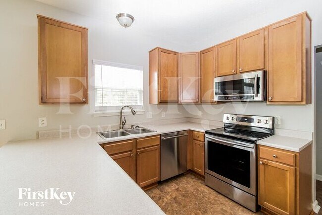 Building Photo - 5312 Shamus Dr