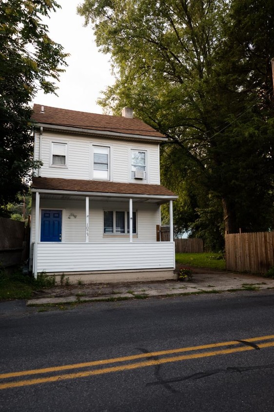 3 bedroom in Easton PA 18042 - House for Rent in Easton, PA 