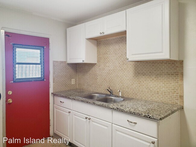 Foto del edificio - 1726 W Chestnut St