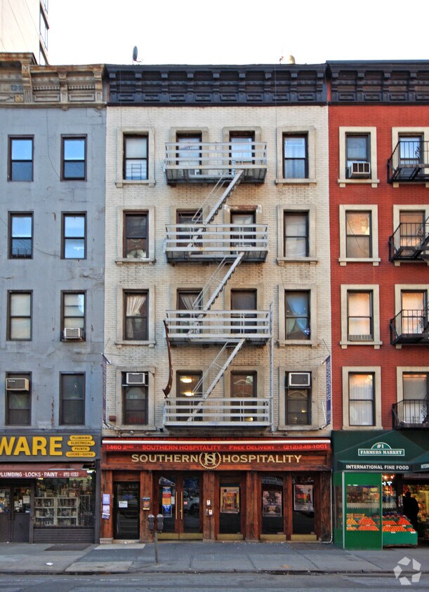 Primary Photo - 1460 Second Ave