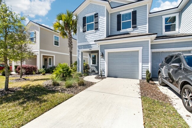 Building Photo - 13104 Bachara Way
