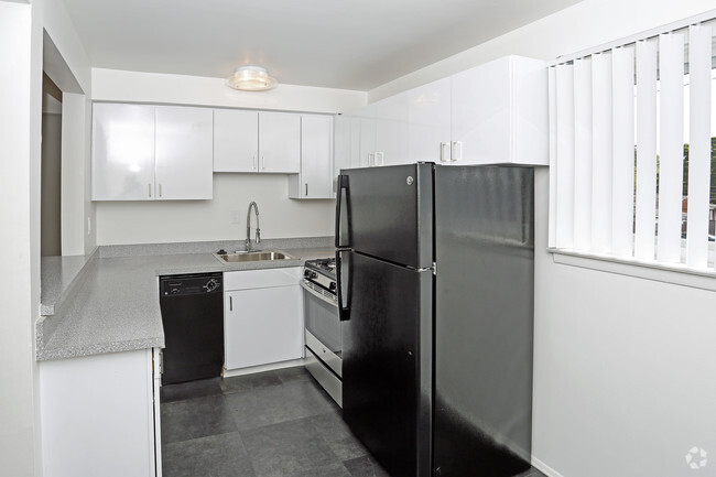 Two Bedroom - Kitchen - Metropolitan 13 Flats