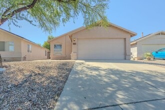 Building Photo - 1710 E St John the Baptist St