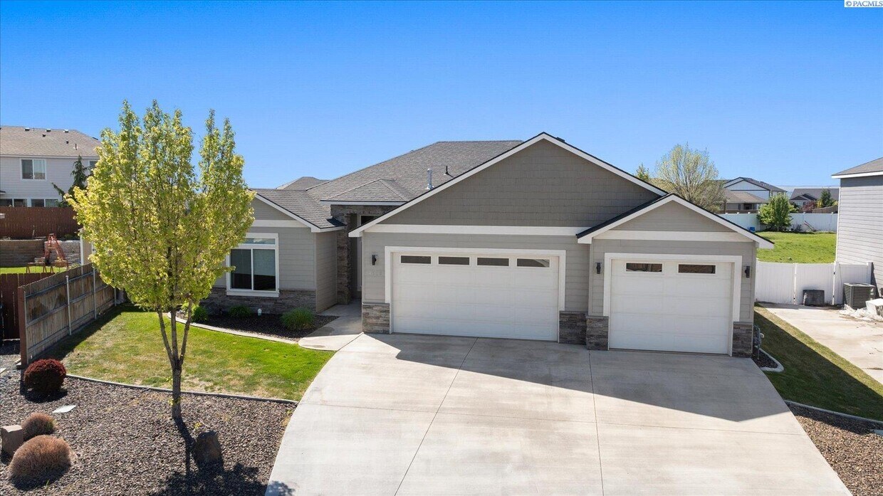 Foto principal - For sale as well MLS #285561