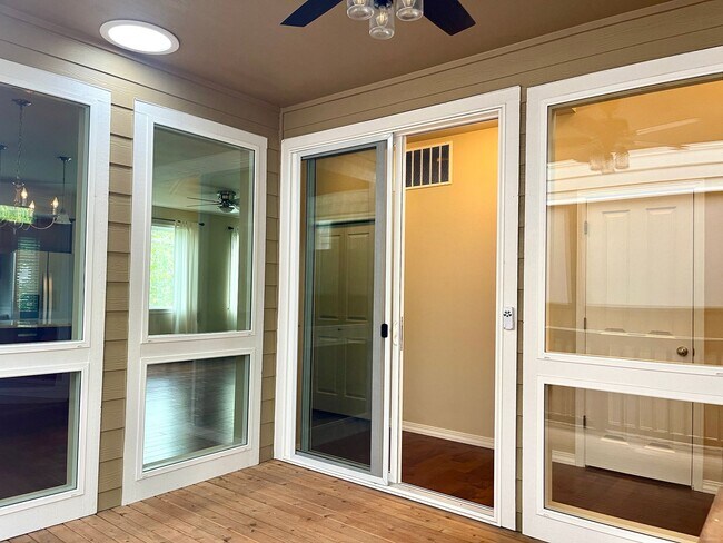 Foto del edificio - Perfectly Perfect in town Poulsbo 3 bedroo...