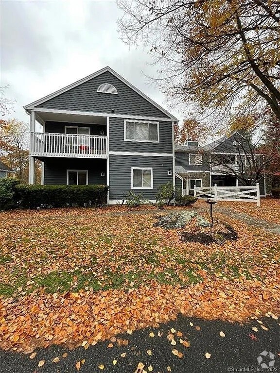 Apartments for Rent in Monroe CT with a Swimming Pool 1 Rentals