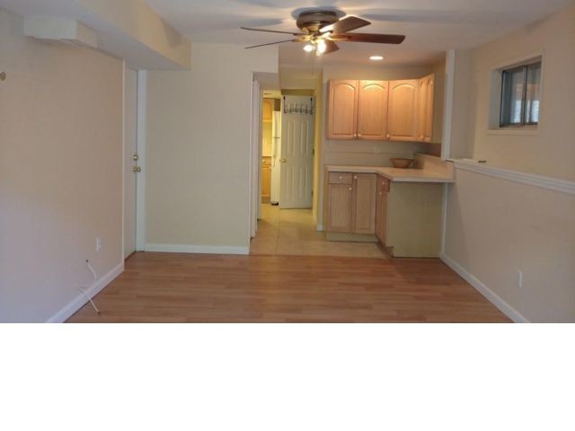 Building Photo - 16 Topaz Dr