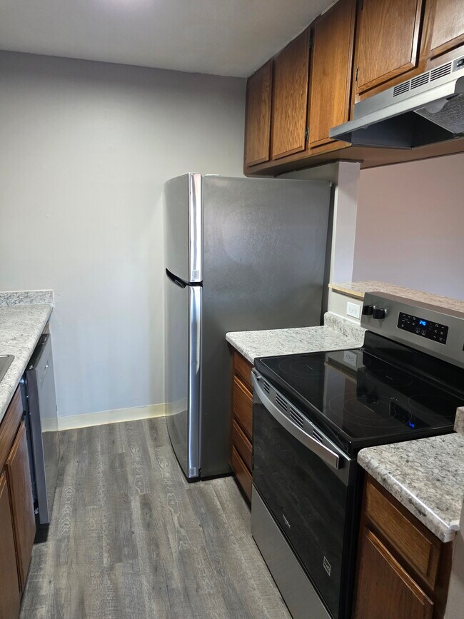 Foto del edificio - 1325 N Meridian Ave