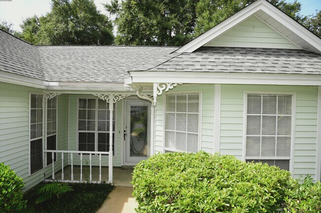 Building Photo - 155 Meadowbrook Ct