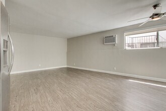 Interior Photo - eight70