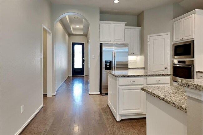 Building Photo - 27113 Orleans Hill Ct