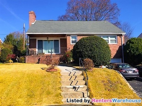 Primary Photo - 1318 Heather Hill Rd