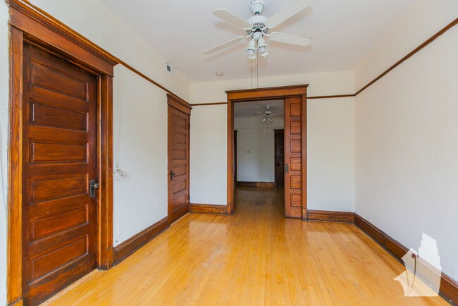 Foto del edificio - 3637 N Paulina St