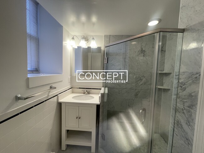 Foto del edificio - 111 Queensberry St