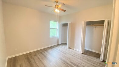 Building Photo - 521 Dukeway Dr