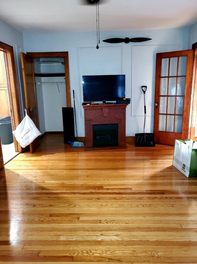 Foto del edificio - 174 Goodwin Ave