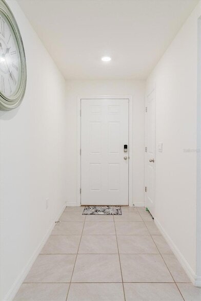 Building Photo - 2812 Gumbo Limbo Dr