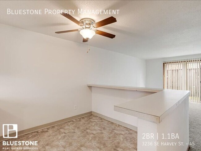 Foto del edificio - 3236 SE Harvey St