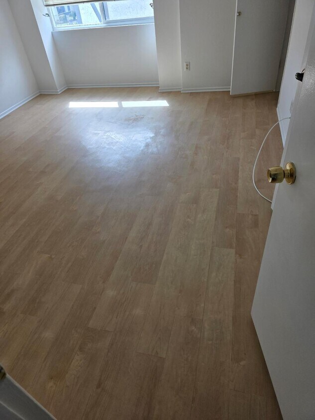 Foto del edificio - 19231 Sherman Way