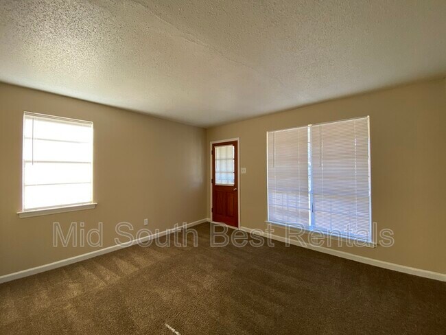 Building Photo - 1132 Semmes St