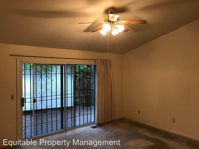 Foto del edificio - 3 br, 2 bath House - 12464 Oak Mist