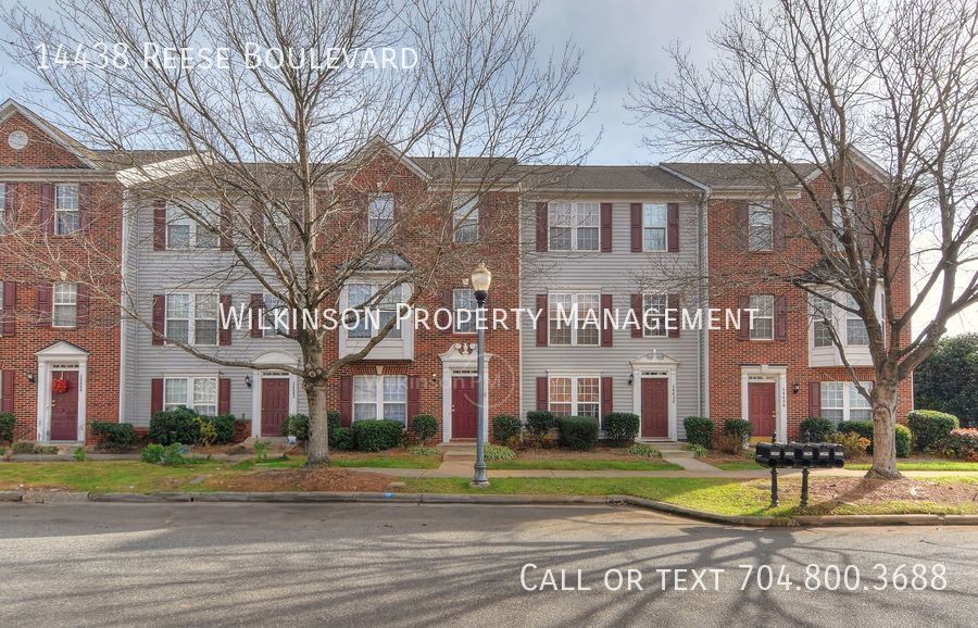 Primary Photo - Move-In Ready 3BD/2.5BTH Townhome in Rosedale