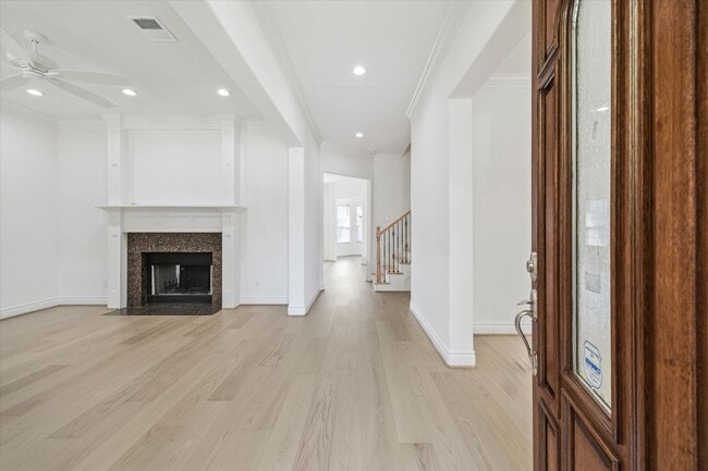 Building Photo - 4235 Villanova St