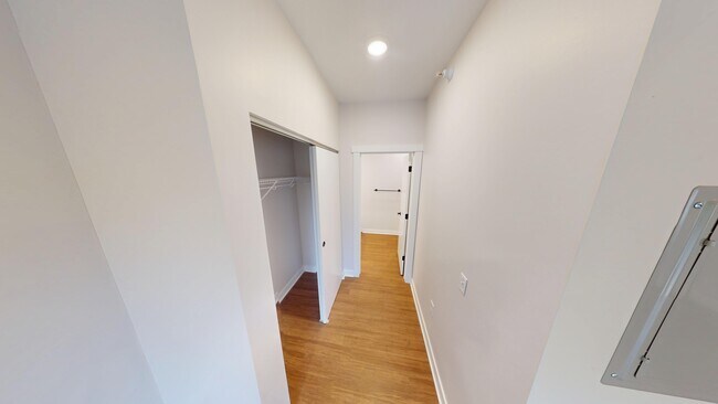 Foto del edificio - REO Gateway