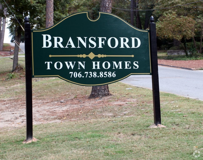Entrada - Bransford Townhomes