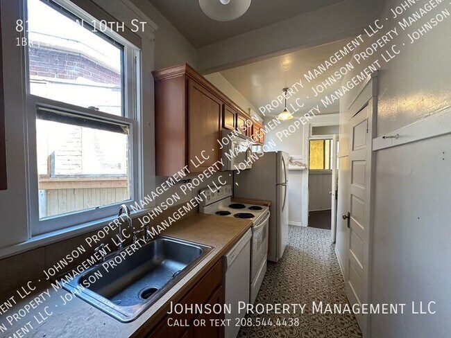 Foto del edificio - Check out this Vintage Apartments in Histo...