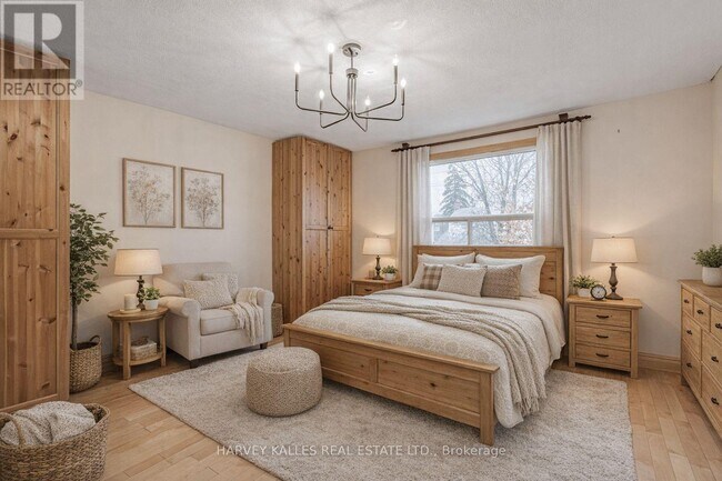 Photo du bâtiment - 57 Kenwood Ave