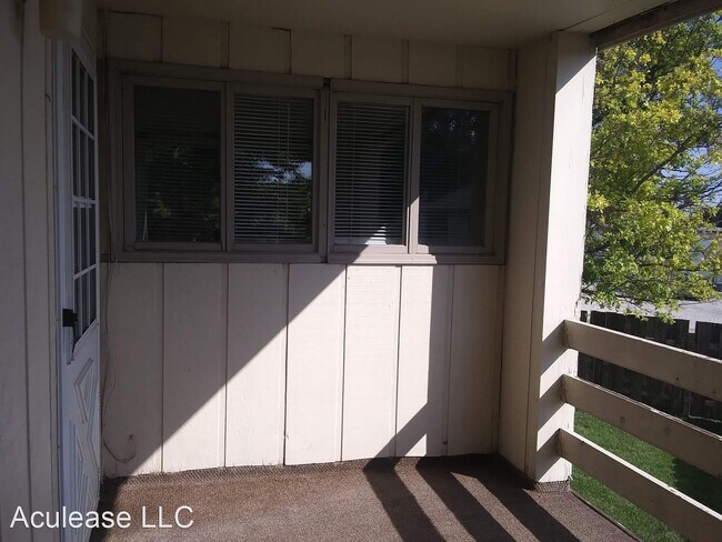 Building Photo - 108 Cherry Hills Ct