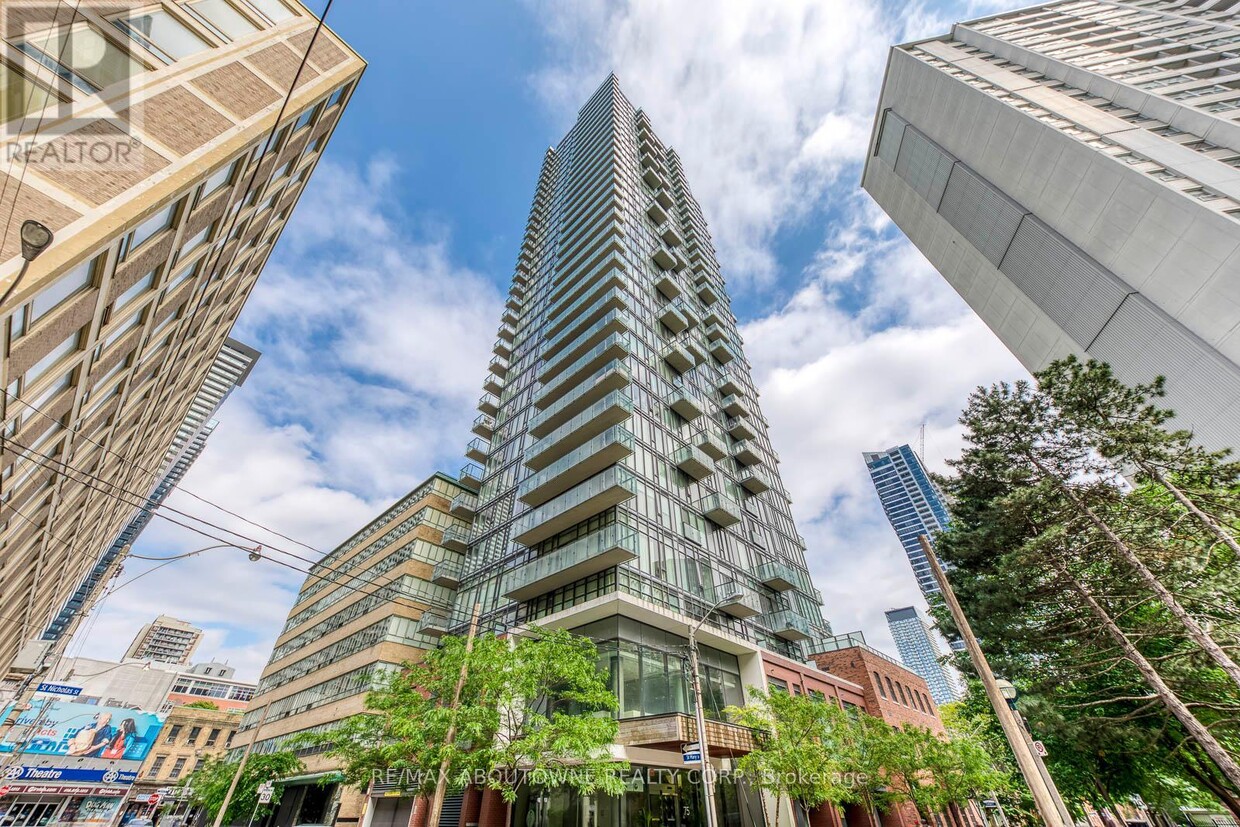 Photo principale - 75-2975 St Nicholas St