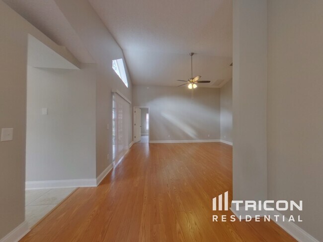 Building Photo - 811 Stonechapel Court Apopka FL