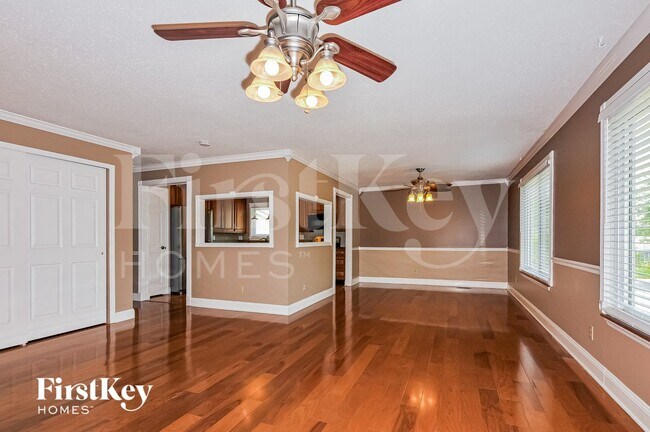 Foto del edificio - 12207 Turkey Creek Ct