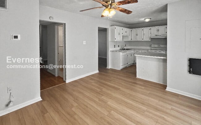 Building Photo - 8627 Reinecke Ct