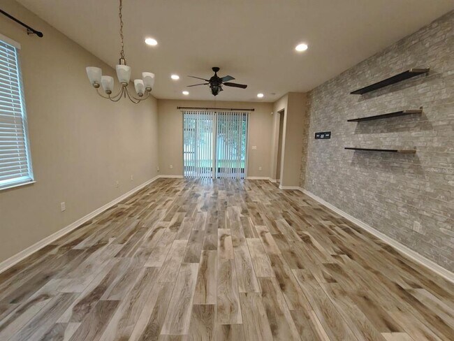 Building Photo - 4875 Sweet Blossom Cv